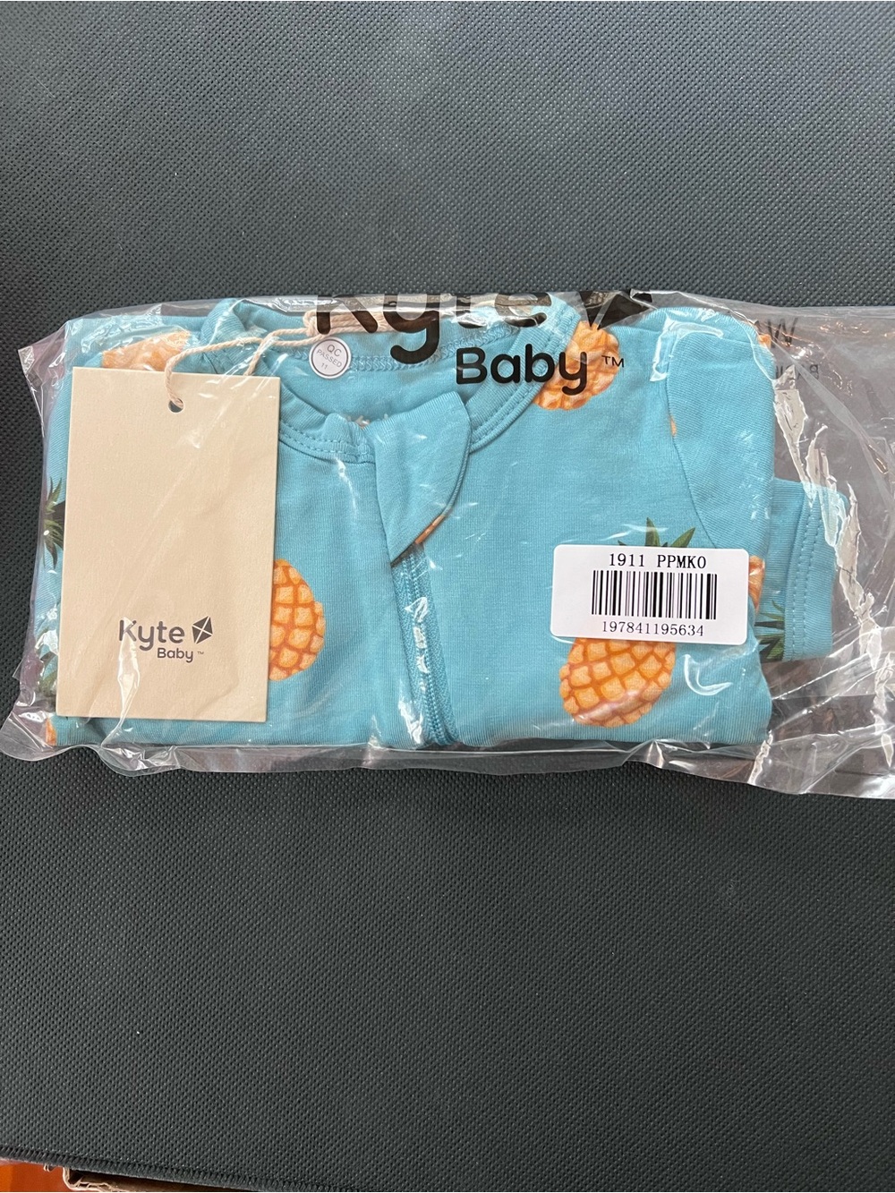 Kyte Baby Bamboo Zippered Footie In Pineapple